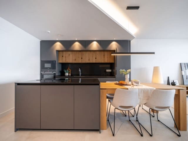 2 slaapkamer Appartement te koop in Fuengirola met zwembad - € 1.150.000 (Ref: 9183336)