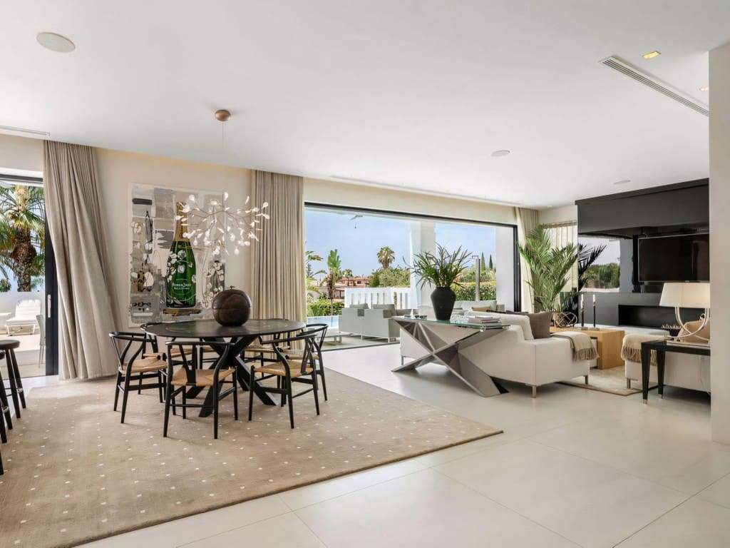 5 soverom Villa til salgs i Marbella med svømmebasseng garasje - € 5 650 000 (Ref: 9185063)