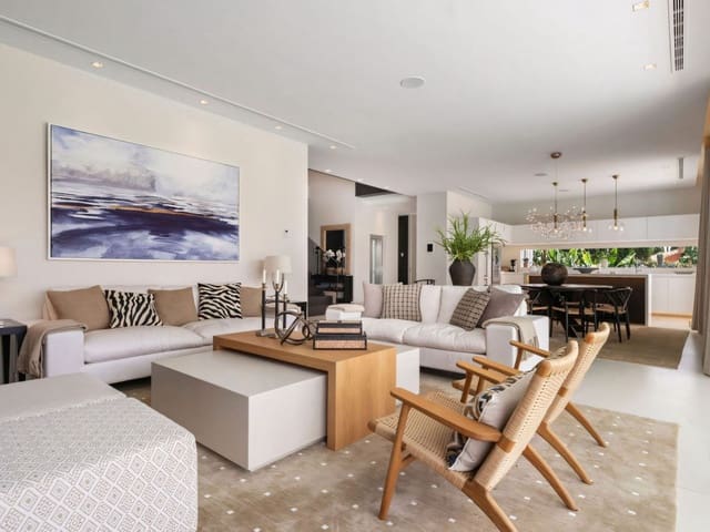 5 soverom Villa til salgs i Marbella med svømmebasseng garasje - € 5 650 000 (Ref: 9185063)