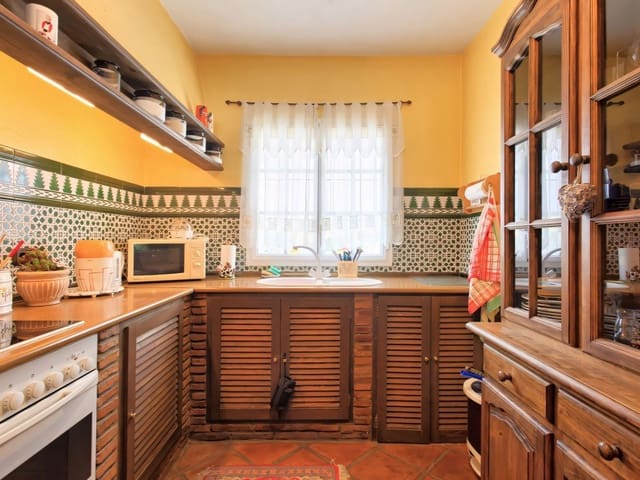 3 slaapkamer Huis te koop in Benahavís - € 375.000 (Ref: 9186698)