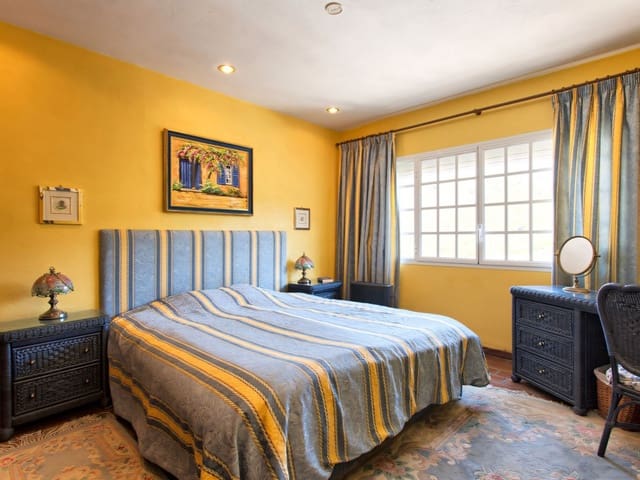 3 slaapkamer Huis te koop in Benahavís - € 375.000 (Ref: 9186698)