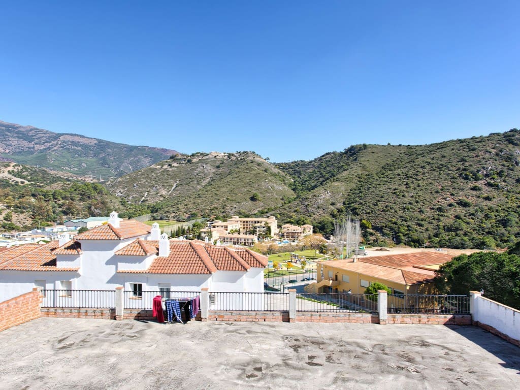 3 slaapkamer Huis te koop in Benahavis - € 375.000 (Ref: 9186698)
