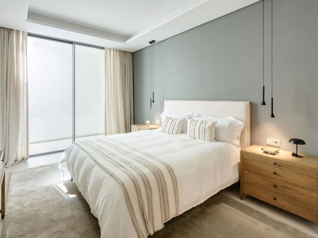 5 slaapkamer Villa te koop in Nueva Andalucia met zwembad - € 7.495.000 (Ref: 9188128)