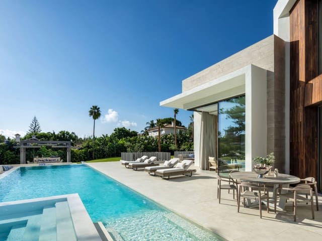 5 soveværelse Villa til salg i Nueva Andalucia, Marbella med swimmingpool - € 7.495.000 (Ref: 9188128)