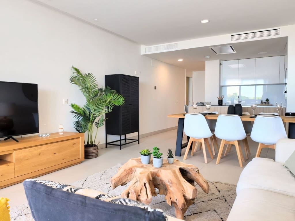 2 bedroom Apartment for sale in La Cala de Mijas with pool - € 629,999 (Ref: 9192098)