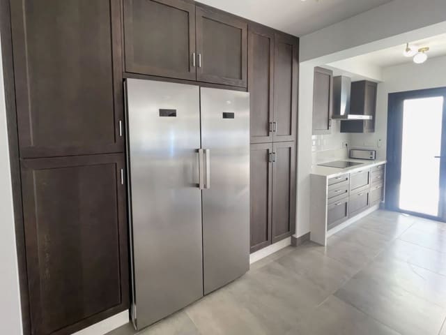 3 chambre Villa/Maison à vendre à San Pedro de Alcantara, Marbella avec piscine garage - 1 395 000 € (Ref: 9193567)