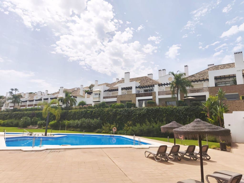 3 soveværelse Byhus til salg i La Cala de Mijas med swimmingpool garage - € 524.999 (Ref: 9195321)