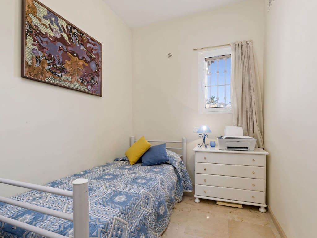 3 slaapkamer Penthouse te koop in Nueva Andalucia met zwembad - € 649.000 (Ref: 9202239)