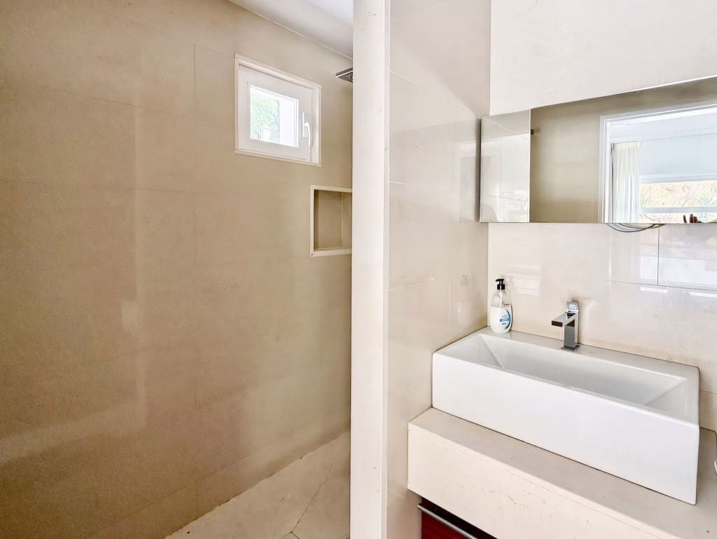 4 soveværelse Villa til salg i Valtocado med swimmingpool garage - € 1.999.000 (Ref: 9206305)