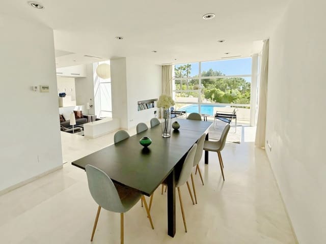 4 soverom Villa til salgs i Valtocado, Mijas med svømmebasseng garasje - € 2 250 000 (Ref: 9206305)