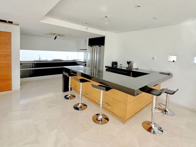 4 soverom Villa til salgs i Valtocado, Mijas med svømmebasseng garasje - € 2 250 000 (Ref: 9206305)