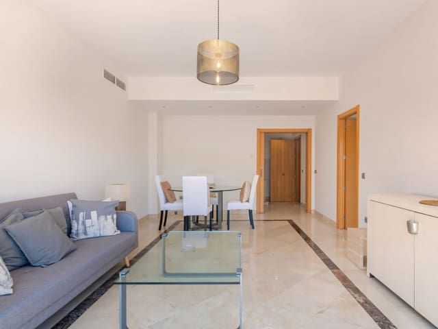 3 bedroom Penthouse for sale in Benahavís with pool - € 448,000 (Ref: 9208150)