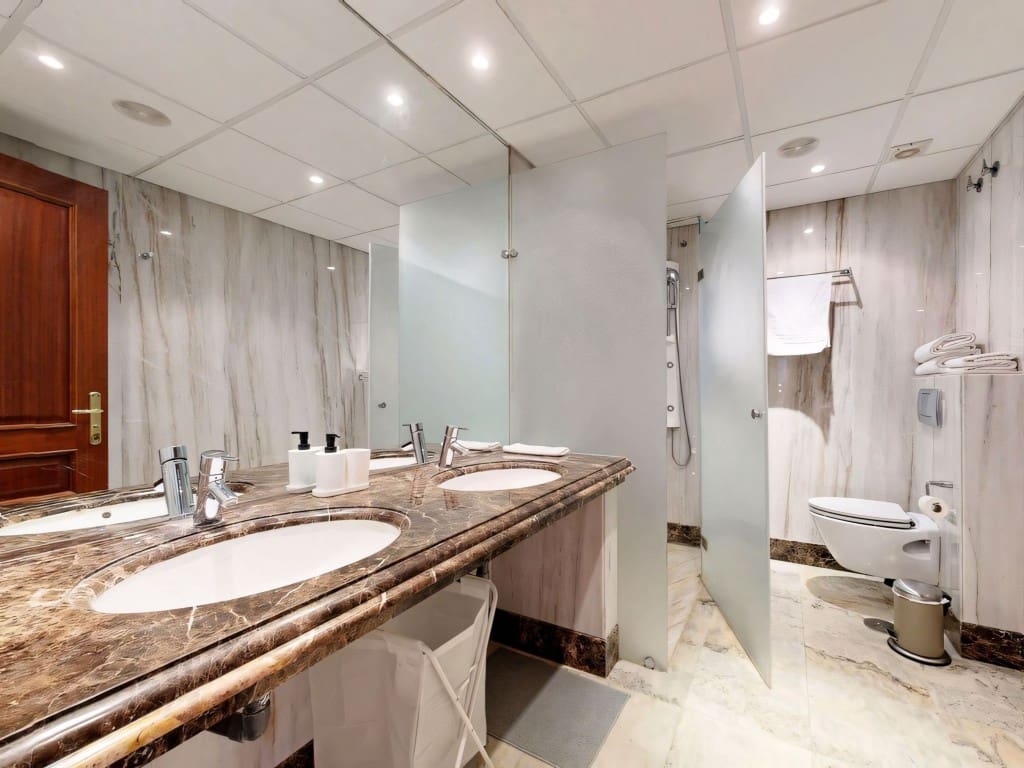 2 soverom Leilighet til salgs i New Golden Mile med svømmebasseng - € 570 000 (Ref: 9217227)