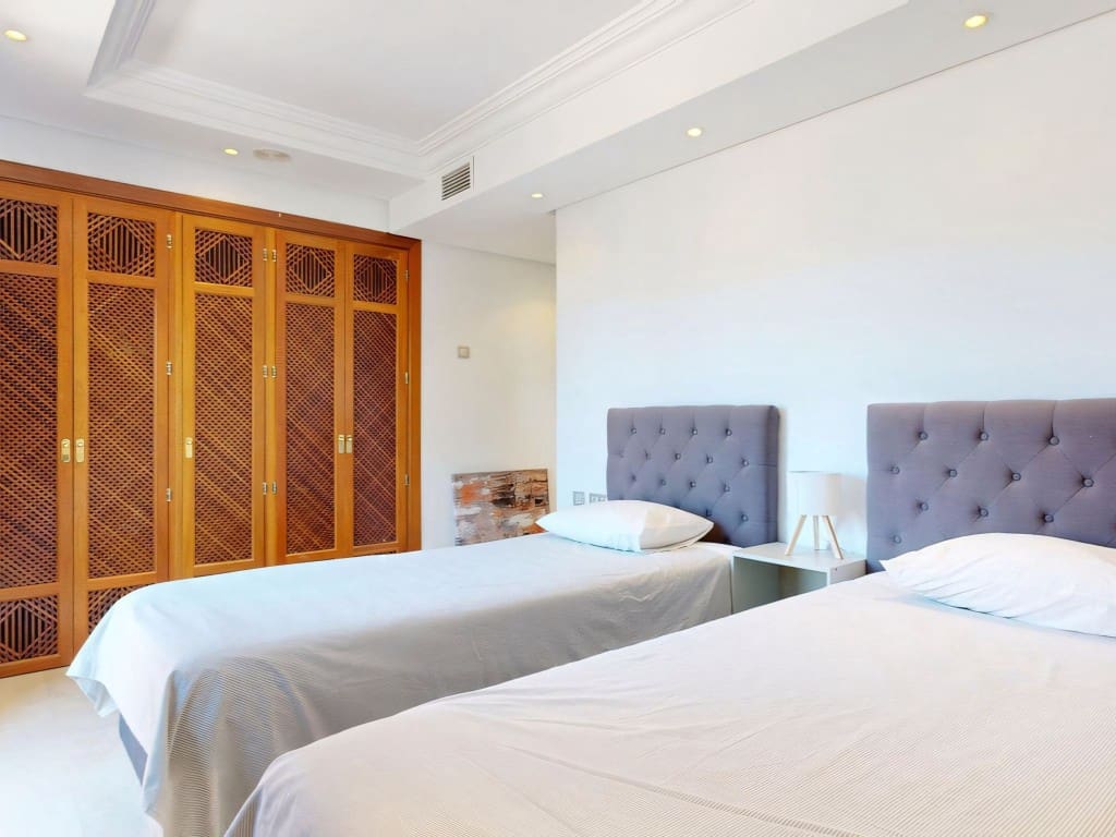 2 soverom Leilighet til salgs i New Golden Mile med svømmebasseng - € 570 000 (Ref: 9217227)