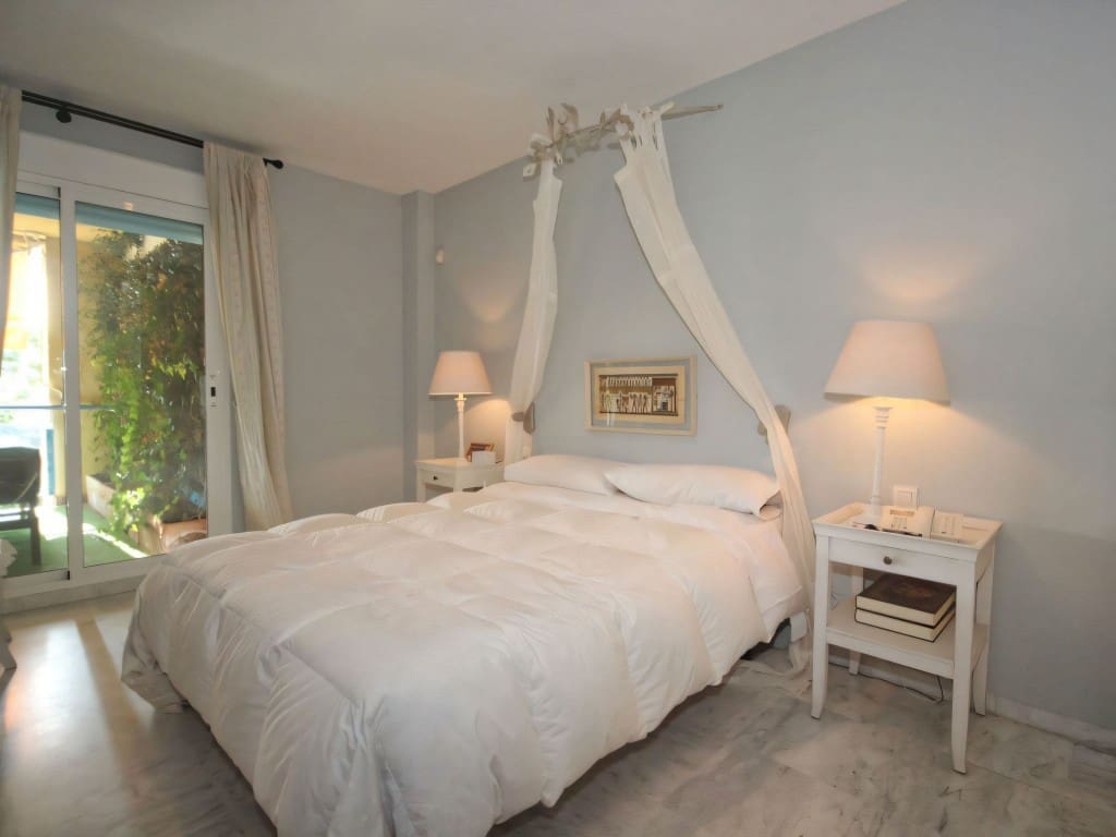 2 chambre Appartement à vendre à Los Monteros avec piscine garage - 650 000 € (Ref: 9219772)