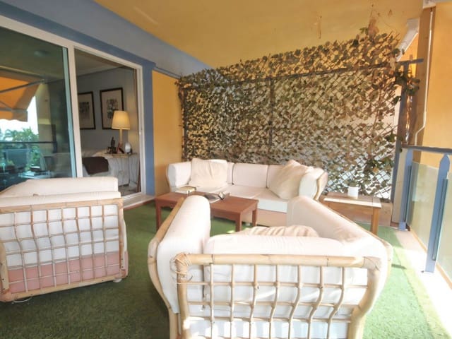 2 sovrum Lägenhet till salu i Los Monteros, Marbella med pool garage - 650 000 € (Ref: 9219772)