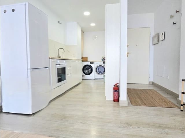 2 Zimmer Apartment zu verkaufen in Fuengirola mit Pool - 398.000 € (Ref: 9226267)