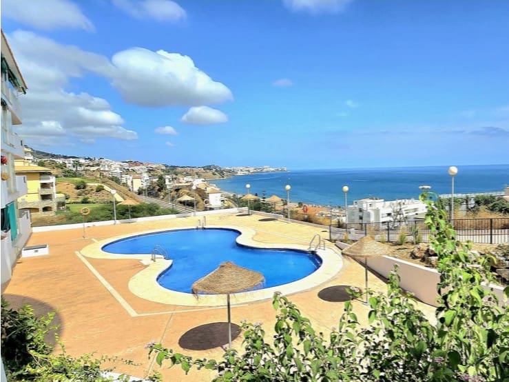 2 Zimmer Apartment zu verkaufen in Fuengirola mit Pool - 398.000 € (Ref: 9226267)