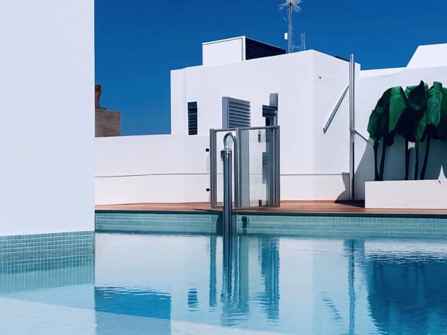 2 Zimmer Apartment zu verkaufen in Centro, Estepona mit Pool - 575.000 € (Ref: 9226269)