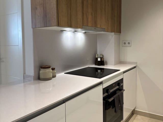 2 Zimmer Apartment zu verkaufen in Centro, Estepona mit Pool - 575.000 € (Ref: 9226269)