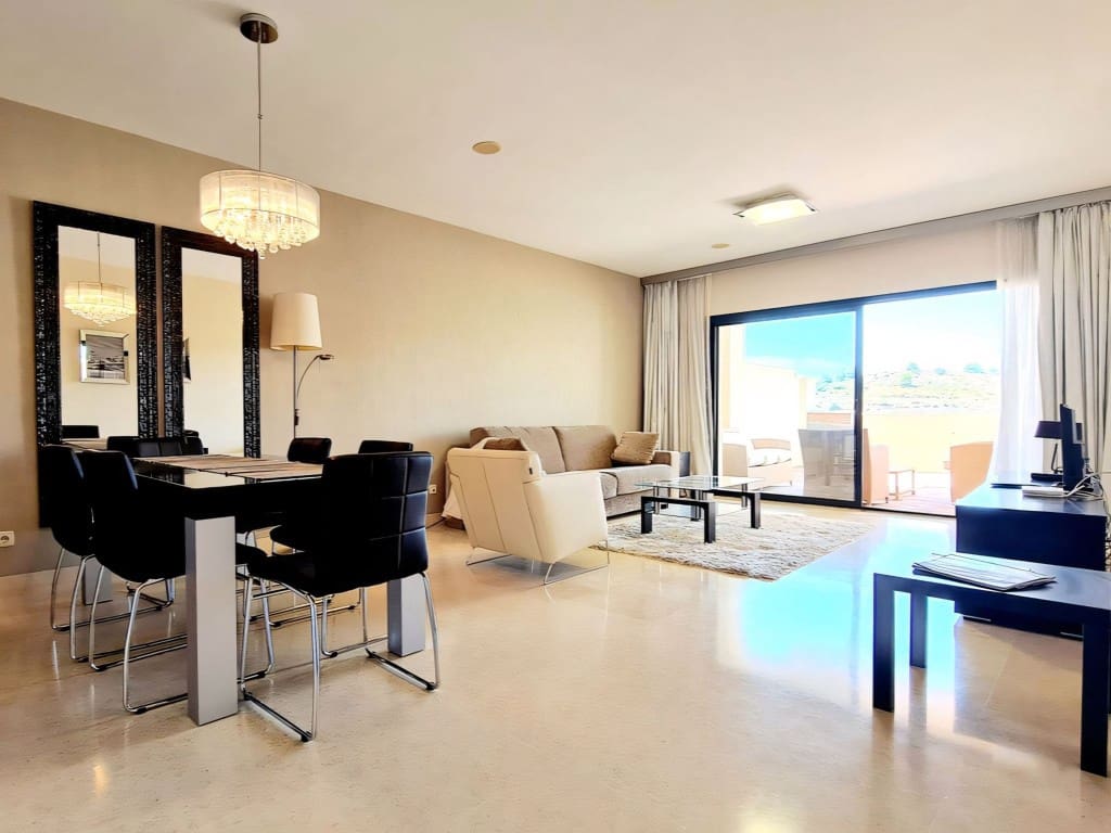 2 slaapkamer Appartement te koop in Benahavis met zwembad - € 550.000 (Ref: 9228368)