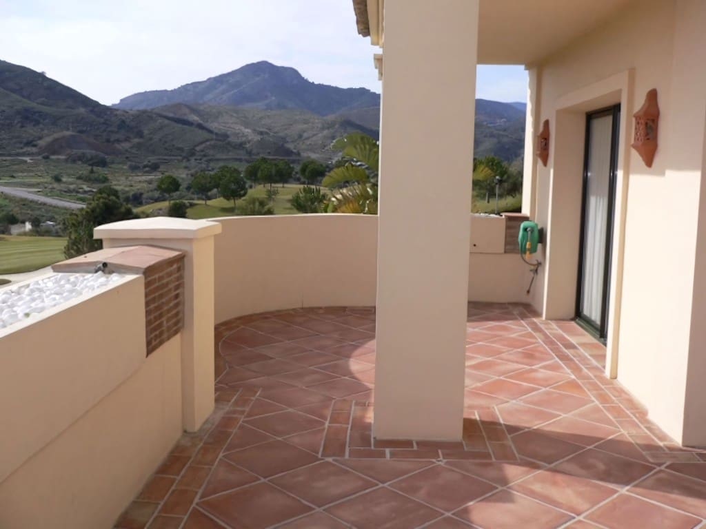 2 slaapkamer Appartement te koop in Benahavis met zwembad - € 550.000 (Ref: 9228368)