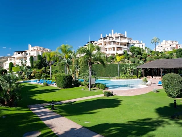 2 slaapkamer Appartement te koop in Benahavís met zwembad - € 550.000 (Ref: 9228368)