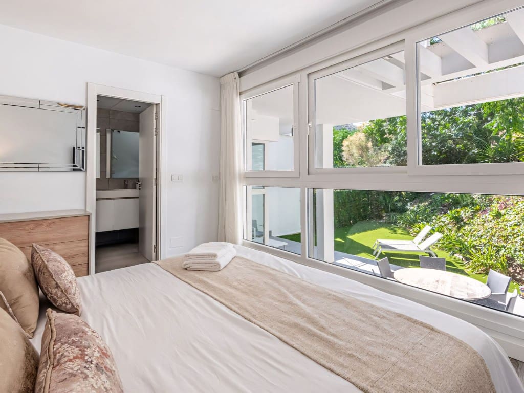 3 Zimmer Apartment zu verkaufen in Benahavis mit Pool - 750.000 € (Ref: 9232426)