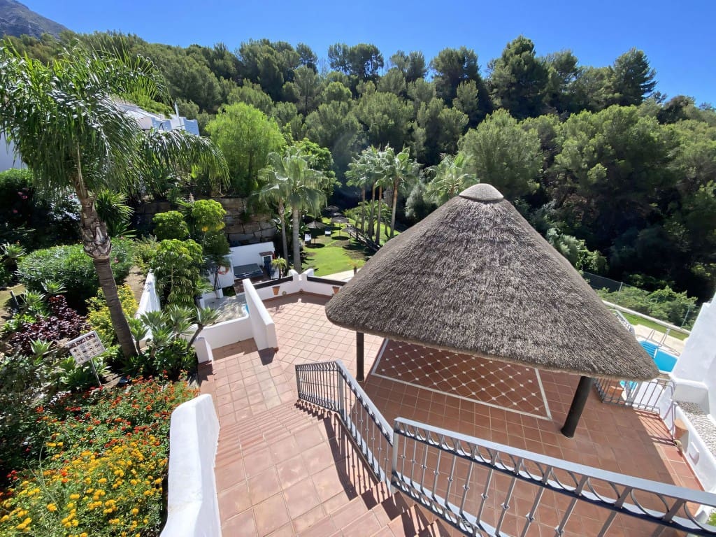 3 sypialnia Dom na sprzedaż w Istan z basenem garażem - 449 000 € (Ref: 9236087)