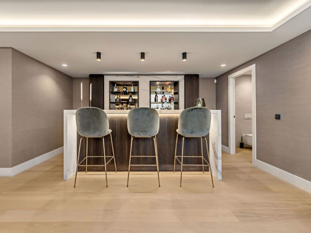 5 chambre Villa/Maison à vendre à Golden Mile avec piscine garage - 7 800 000 € (Ref: 9236088)