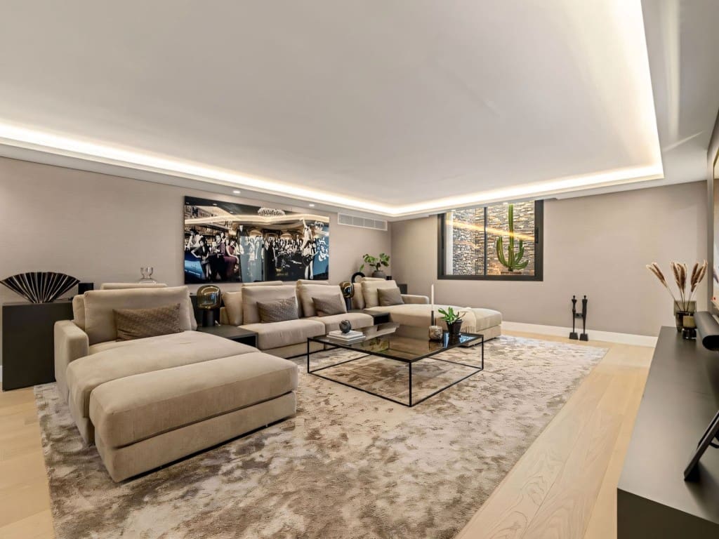 5 chambre Villa/Maison à vendre à Golden Mile avec piscine garage - 7 800 000 € (Ref: 9236088)