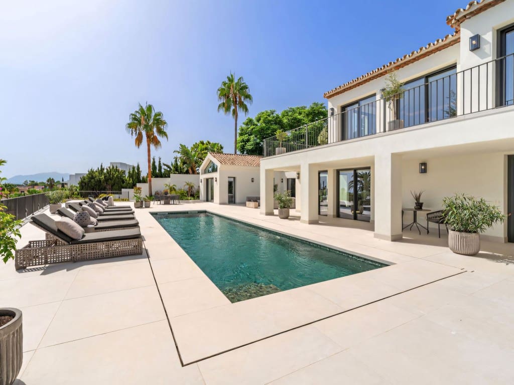 5 chambre Villa/Maison à vendre à Golden Mile avec piscine garage - 7 800 000 € (Ref: 9236088)