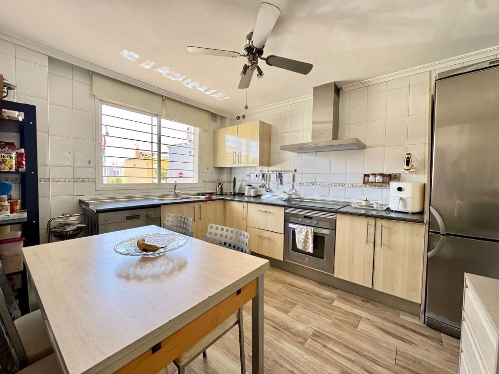 Casa de 3 habitaciones en Mijas Costa en venta - 379.000 € (Ref: 9242796)