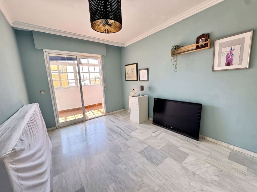 Casa de 3 habitaciones en Mijas Costa en venta - 379.000 € (Ref: 9242796)