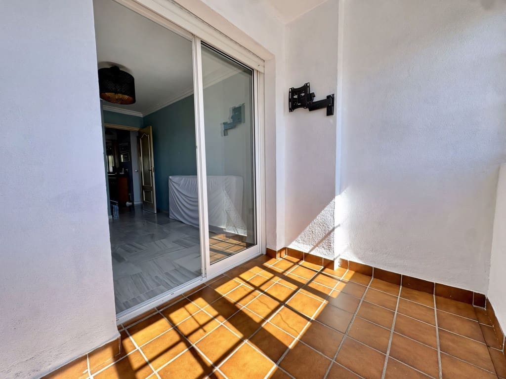 Casa de 3 habitaciones en Mijas Costa en venta - 379.000 € (Ref: 9242796)