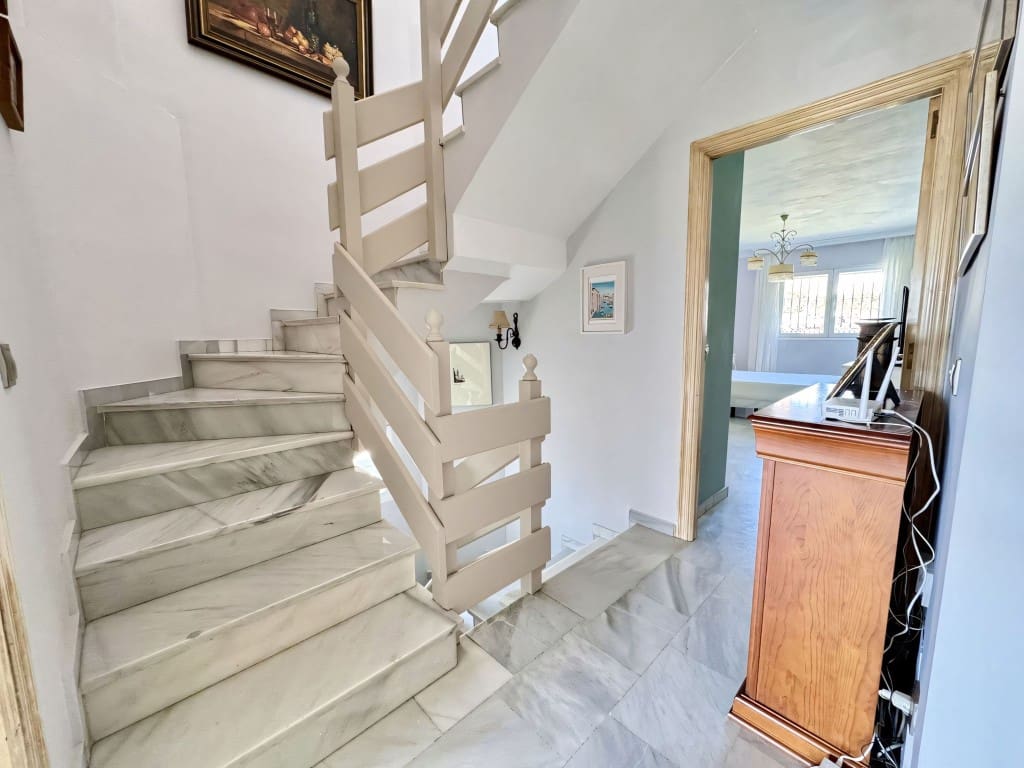 Casa de 3 habitaciones en Mijas Costa en venta - 379.000 € (Ref: 9242796)