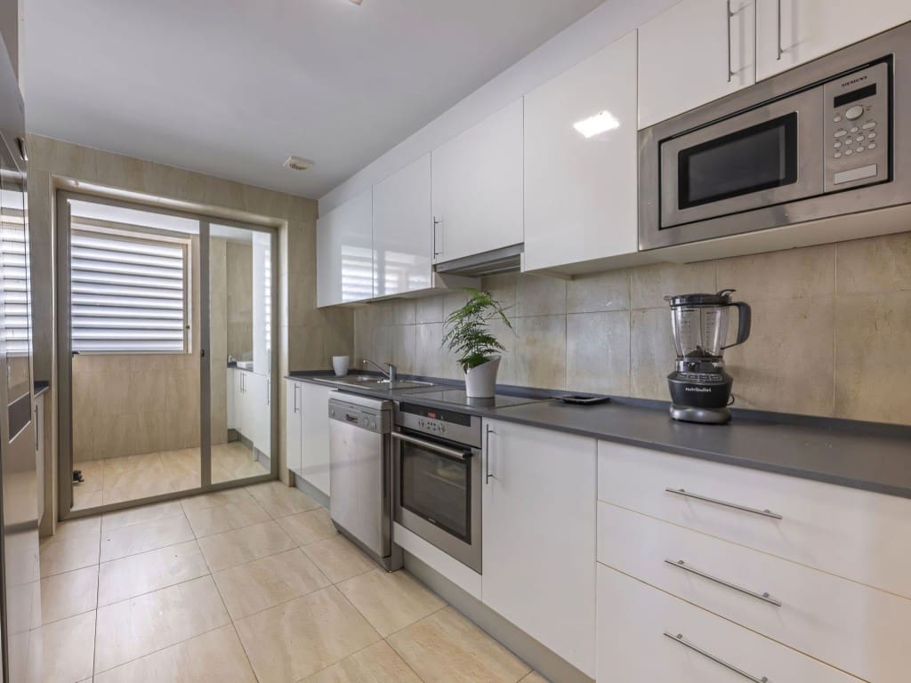 5 soveværelse Penthouse til salg i La Cala de Mijas med swimmingpool garage - € 739.000 (Ref: 9248007)