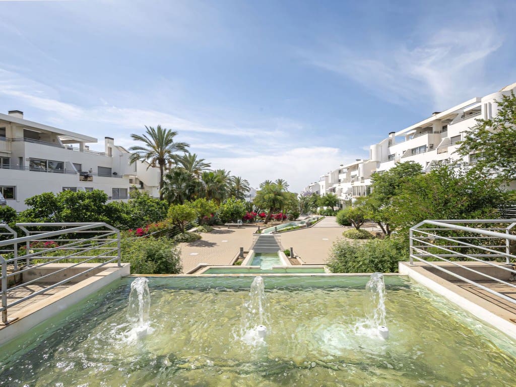 5 soveværelse Penthouse til salg i La Cala de Mijas med swimmingpool garage - € 739.000 (Ref: 9248007)