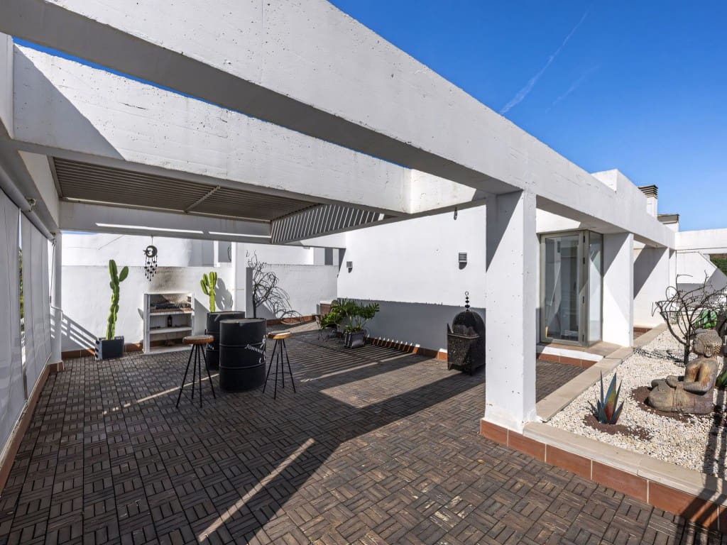 5 soveværelse Penthouse til salg i La Cala de Mijas med swimmingpool garage - € 739.000 (Ref: 9248007)