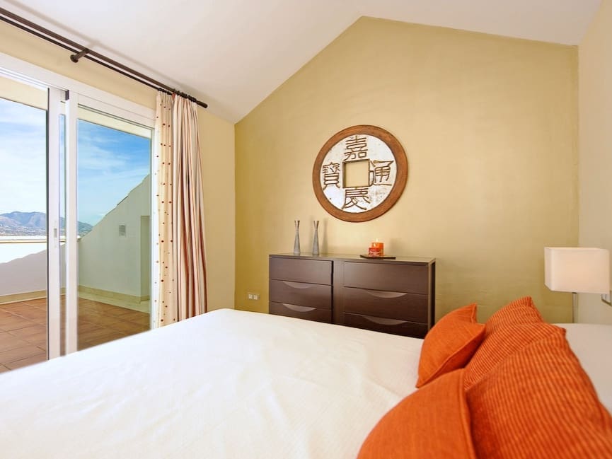 3 chambre Penthouse à vendre à La Cala de Mijas avec piscine - 510 000 € (Ref: 9251912)