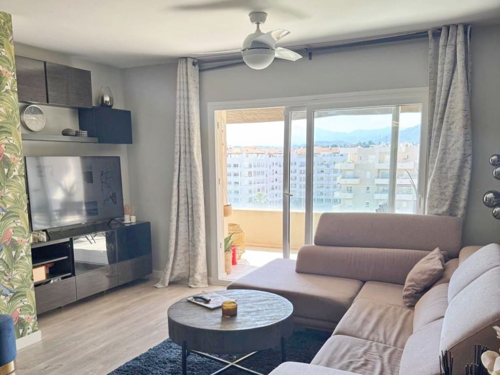 3 slaapkamer Appartement te koop in Nueva Andalucia met zwembad - € 460.000 (Ref: 9254766)