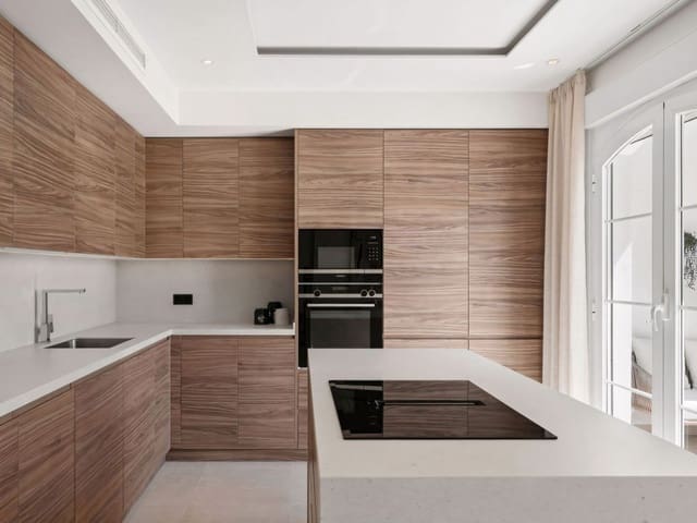 3 slaapkamer Penthouse te koop in Los Arqueros, Benahavís met zwembad - € 829.000 (Ref: 9256812)