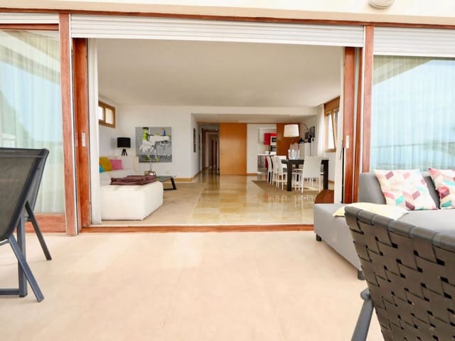 3 slaapkamer Penthouse te koop in Los Monteros, Marbella met zwembad garage - € 649.000 (Ref: 9262326)