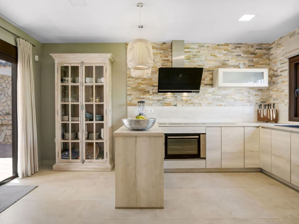 5 slaapkamer Villa te koop in Mijas Costa met zwembad garage - € 1.750.000 (Ref: 9262327)