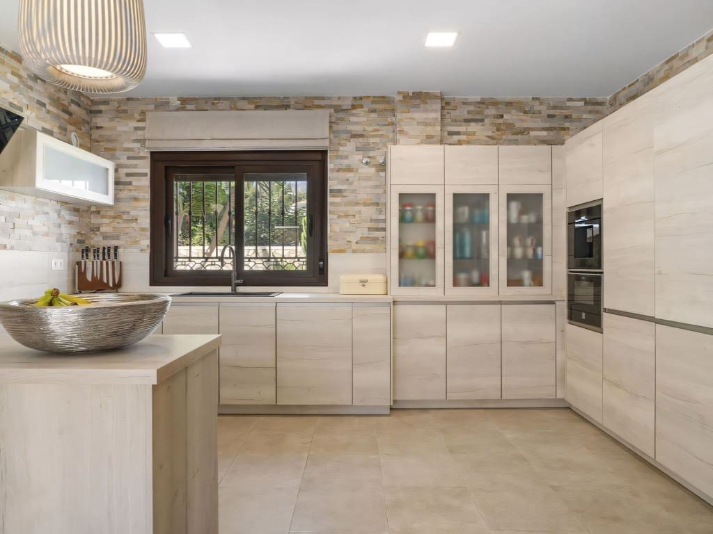 5 slaapkamer Villa te koop in Mijas Costa met zwembad garage - € 1.750.000 (Ref: 9262327)