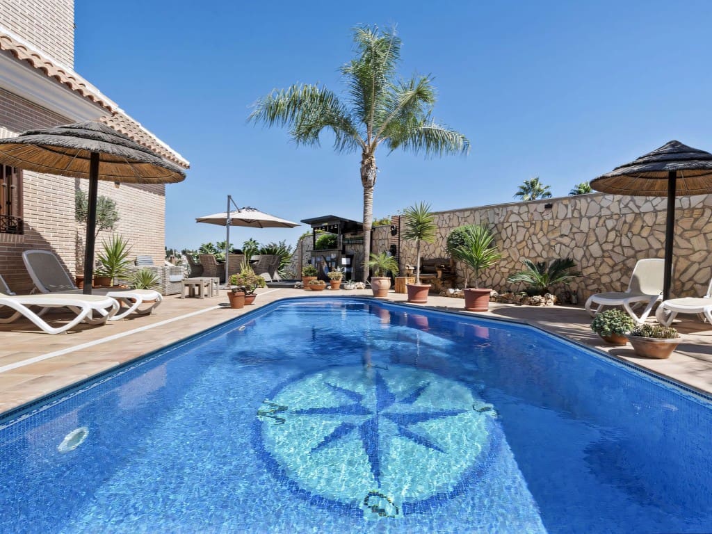 5 slaapkamer Villa te koop in Mijas Costa met zwembad garage - € 1.750.000 (Ref: 9262327)