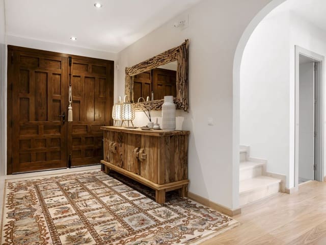 5 slaapkamer Villa te koop in Mijas Costa, Mijas met zwembad garage - € 1.750.000 (Ref: 9262327)