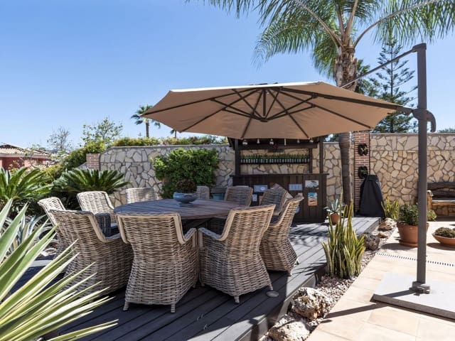 5 slaapkamer Villa te koop in Mijas Costa, Mijas met zwembad garage - € 1.750.000 (Ref: 9262327)