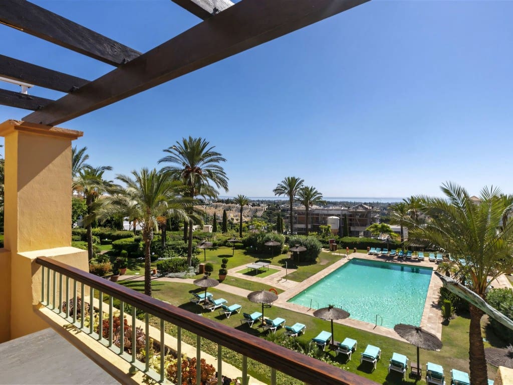 4 soveværelse Penthouse til salg i Los Flamingos med swimmingpool - € 1.195.000 (Ref: 9262328)