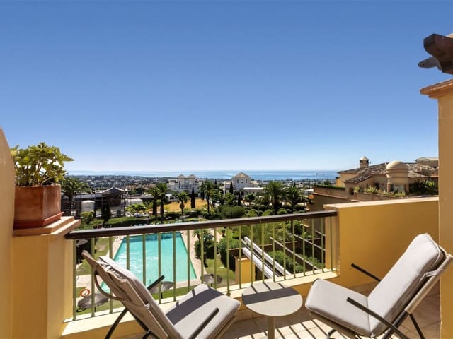 4 soveværelse Penthouse til salg i Los Flamingos, Benahavís med swimmingpool - € 1.195.000 (Ref: 9262328)